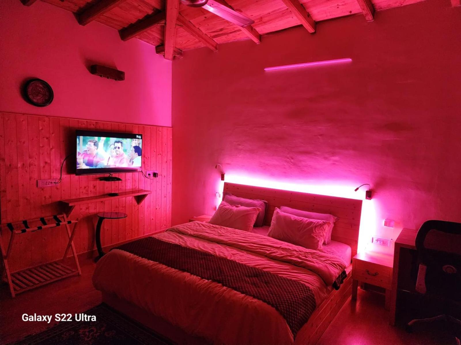 Nandini Cottage, A Premium Boutique Homestay رانيخت المظهر الخارجي الصورة
